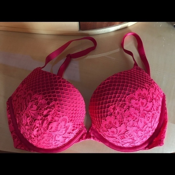 🌺 VICTORIA’S SECRET |  Padded push-up Bra 34D - Picture 1 of 6